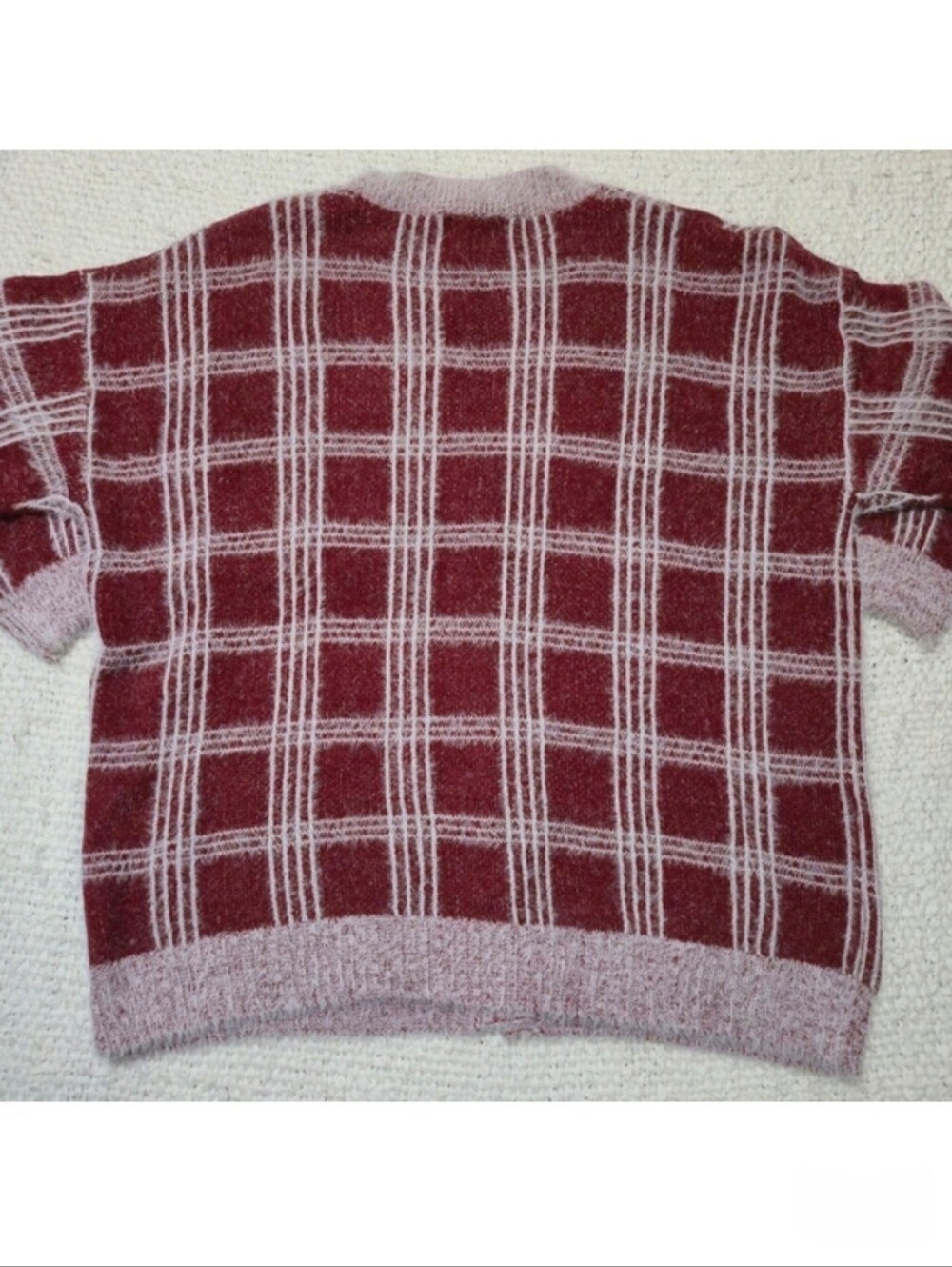 BLOOMCHIC Red White Plaid Cardigan Sweater Buttoned Fuzzy Knit Size 22 / 24 - Picture 10 of 15